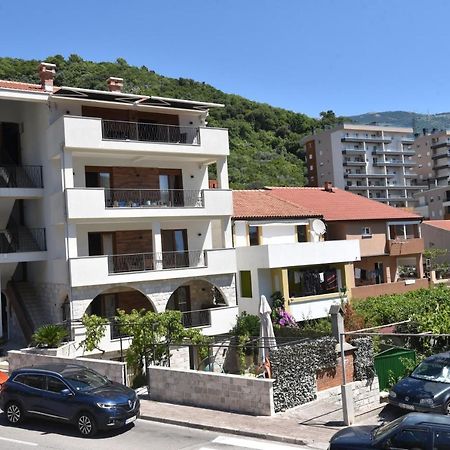 Buba Guest House Budva Exteriör bild