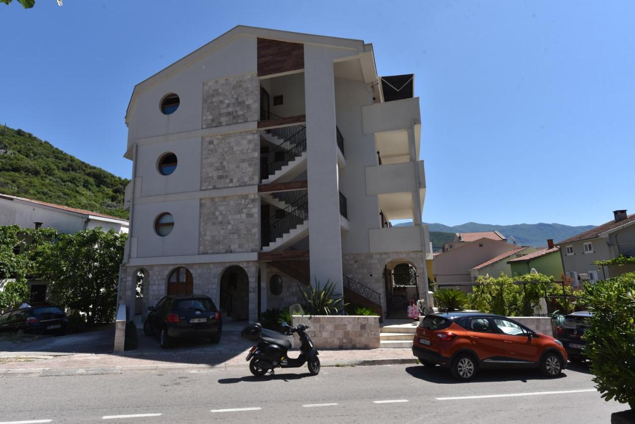 Buba Guest House Budva Exteriör bild