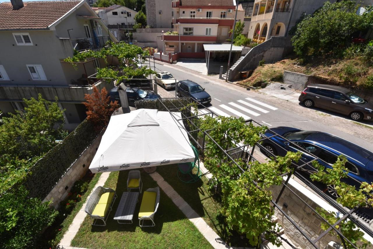Buba Guest House Budva Exteriör bild
